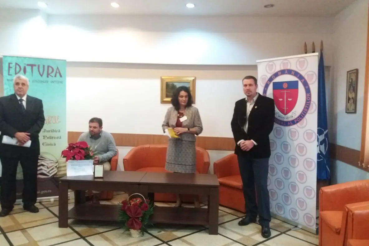 Polițist covăsnean, premiat pentru talentul său literar