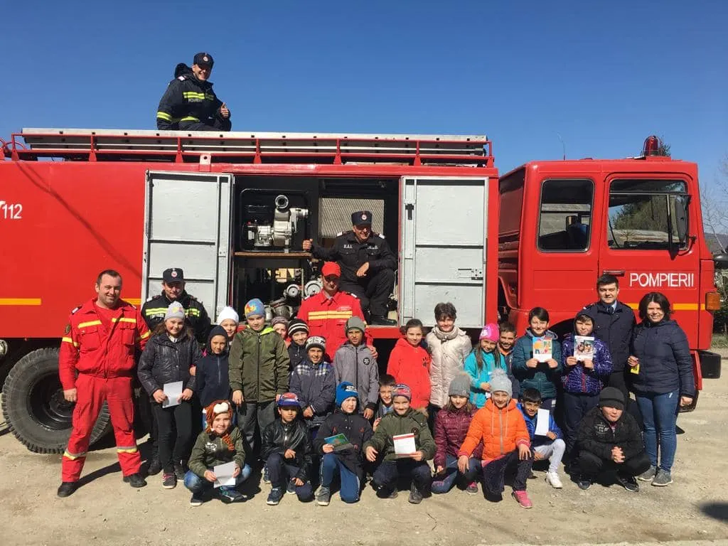 FOTO | Peste 20 de elevi întorsureni – Școala altfel la ISU Covasna
