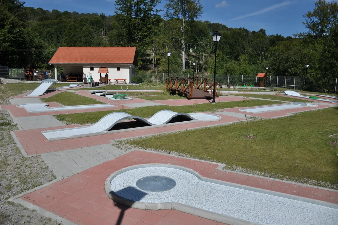 „Maial la Şugaş Băi” – eveniment public de promovare a sportului și a modului de viață sănătos