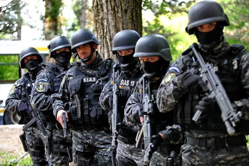 Au început înscrierile pentru admiterea la școlile de poliție