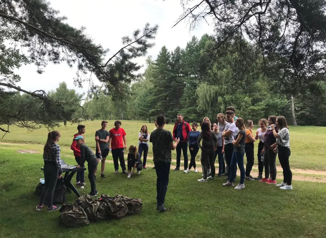 Acţiune de Laser Tag Outdoor pentru tinerii din judeţul Covasna