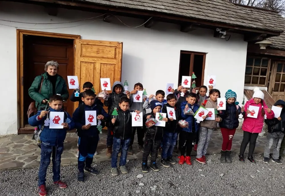 „Atelierele lui Moş Crăciun” la Casa  memorială „Romulus Cioflec" din Araci