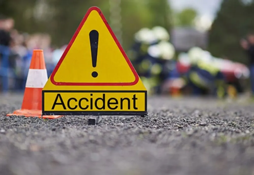 Accident cu 3 mașini la Sfântu Gheorghe. Unul dintre șoferi a ajuns la spital