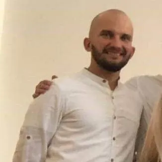 Mihai are nevoie de ajutorul nostru în lupta cu o boală cruntă