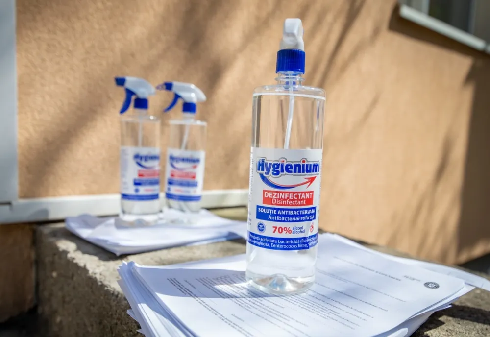 Primăria Sfântu Gheorghe a distribuit deja peste 1.000 de recipiente cu dezinfectanți și 50.000 de declarații pe proprie răspundere 