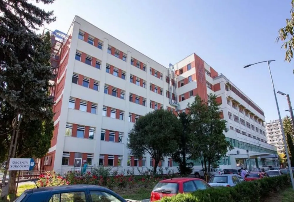 A fost externată bătrâna care a stat aproape o lună și jumătate în Spitalul din Sfântu Gheorghe pentru că testele Covid-19 ieșeau pozitive 