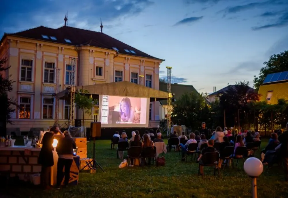 Filme în aer liber, la Sfântu Gheorghe