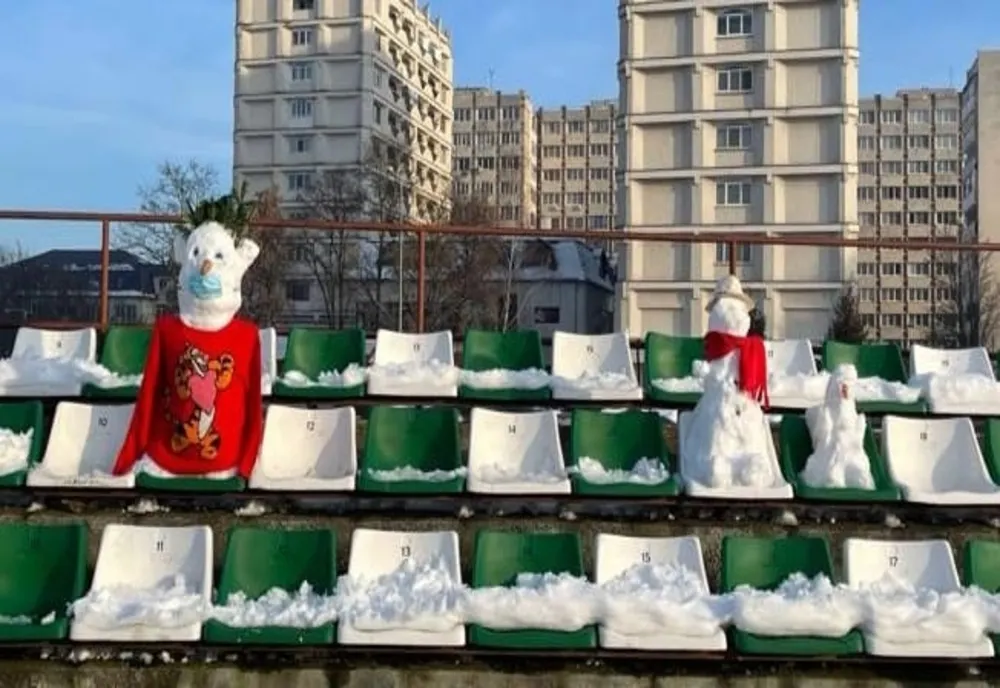 Sepsi OSK vrea să umple tribunele cu oameni de zăpadă la următorul meci din Liga I