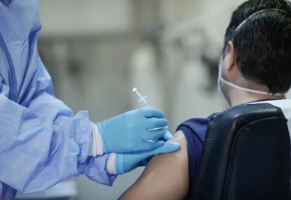 DSP Covasna: "Nu avem personal suficient în centre, pentru vaccinarea anti-Covid-19"