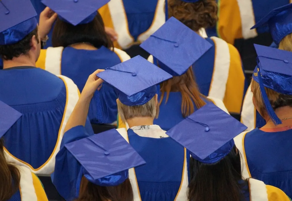 Prefectul de Covasna: „Îi îndemn pe tineri să meargă să se înscrie la facultate”