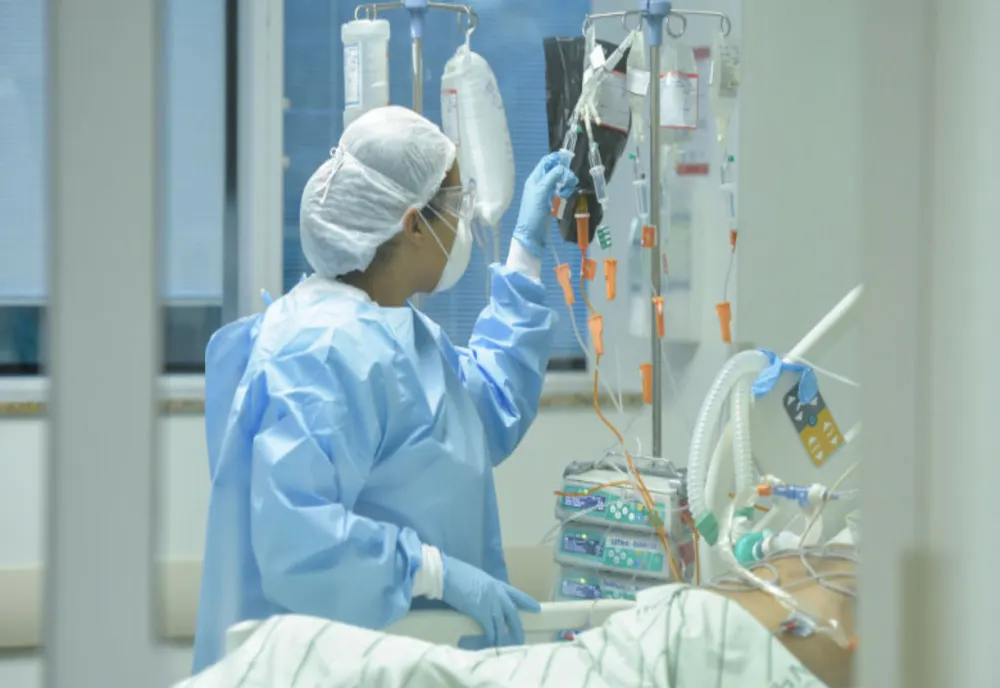 Tânăr din Covasna, nevaccinat, a murit din cauza COVID-19
