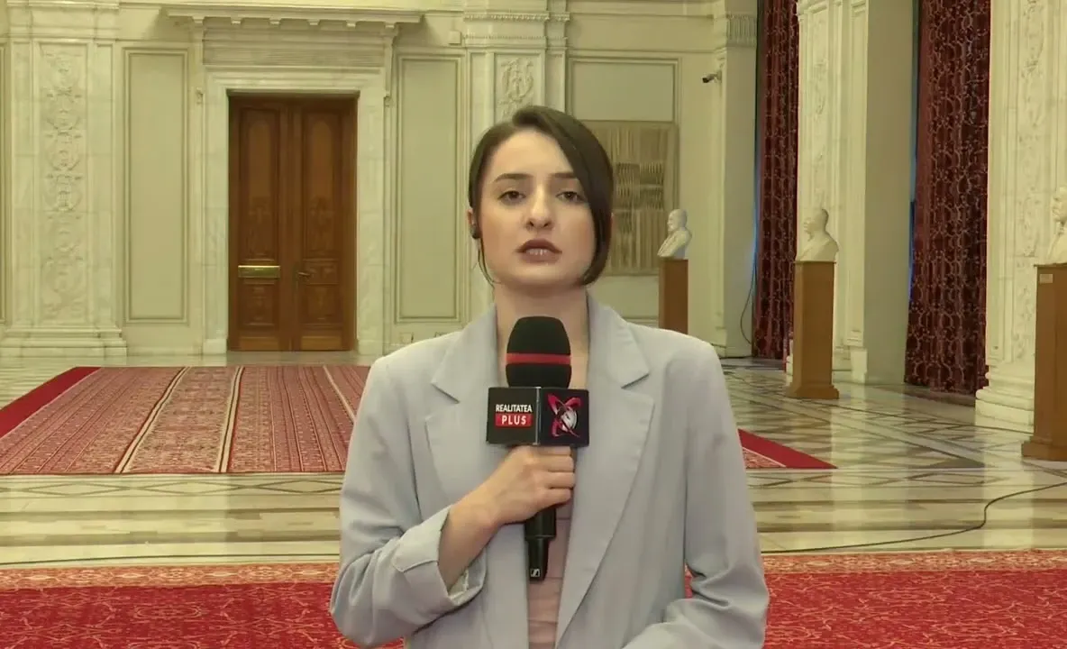 Două săptămâni de pauză în negocierile pentru noul Guvern. Se discută din nou o coaliție fără USR