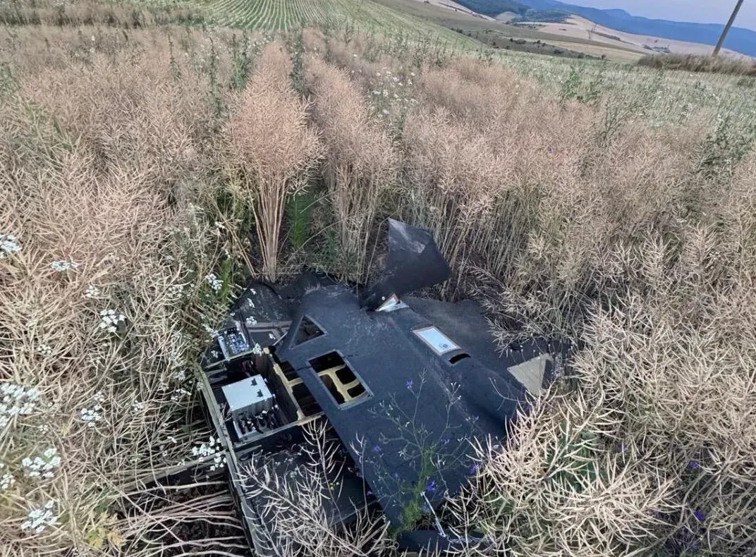 Alertă în Tulcea. Resturi de dronă, descoperite de un localnic într-un sat de la malul Dunării