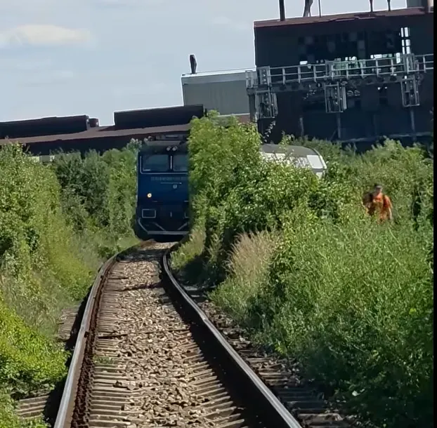 Sfârșit tragic pentru doi minori din Mediaș. Au fost loviți de o locomotivă și nu au mai putut fi salvați