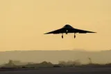 MApN: Dronă detectată la 33 kilometri nord de Insula Șerpilor; două aeronave F-18 trimise să monitorizeze situația