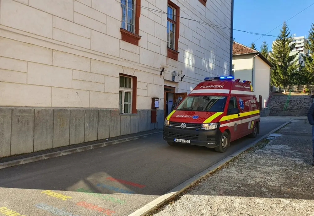 Unui operator i s-a făcut rău la o secție de votare din Sfântu Gheorghe