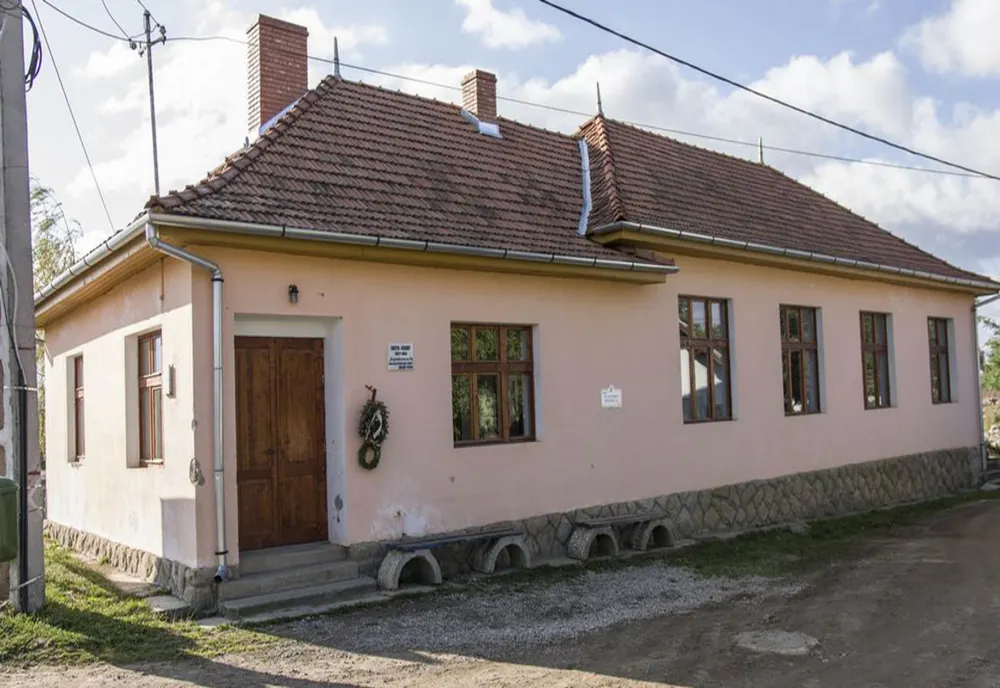 Patru Case de cultură reabilitate, inaugurate de Primăria Târgu Secuiesc la începutul anului viitor