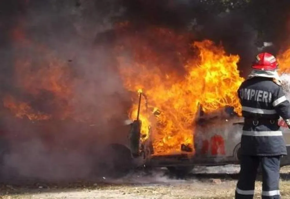 ISU Covasna intervine pentru stingerea a două incendii la Boroșneu Mic și Ozun