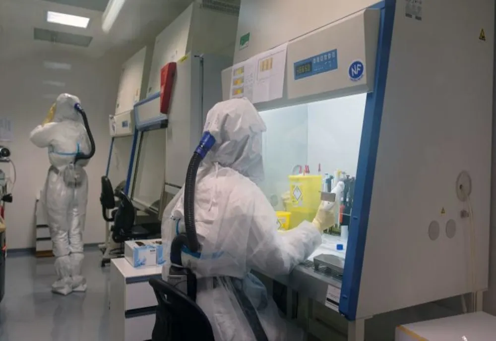 Laboratorul pentru testarea COVID-19 la Sfântu Gheorghe ar putea fi gata la finalul lunii aprilie