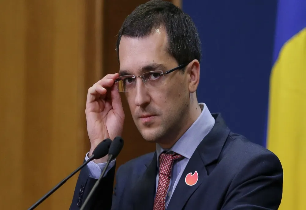 Voiculescu îl desființează pe Cîțu: Premierul României a devenit primul epidemilog al țării, vorbind despre lucruri pe care nu le înțelege