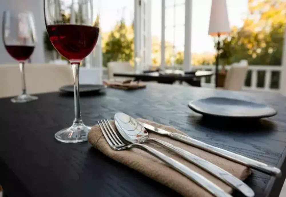 Ce sa nu comanzi niciodată de la restaurant. Secretul murdar din bucătărie