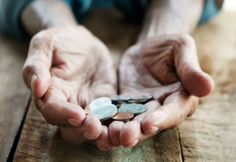 PESTE 1 MILION DE PENSIONARI, PRIVAȚI DE 50 DE LEI LA PENSIE
