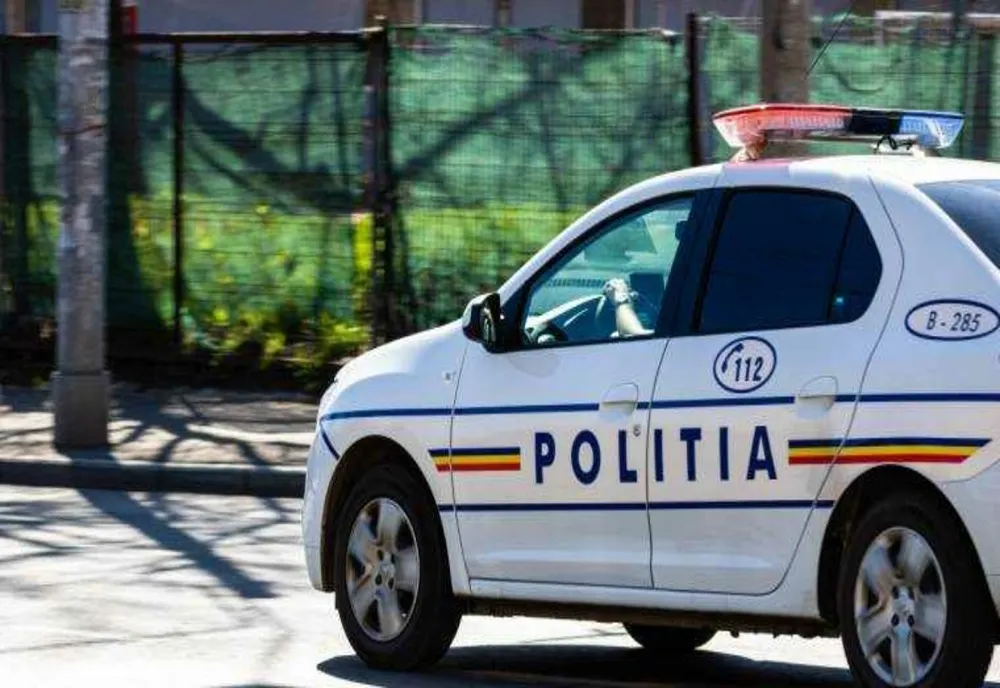 POLIȚIȘTII, ÎN CONTROL LA LOCUINȚA LUI CĂLIN GEORGESCU