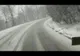 VIDEO. Iarnă în plină primăvară. Drumarii intervin cu ultilajele în zona montană din mai multe județe, printre care și Covasna